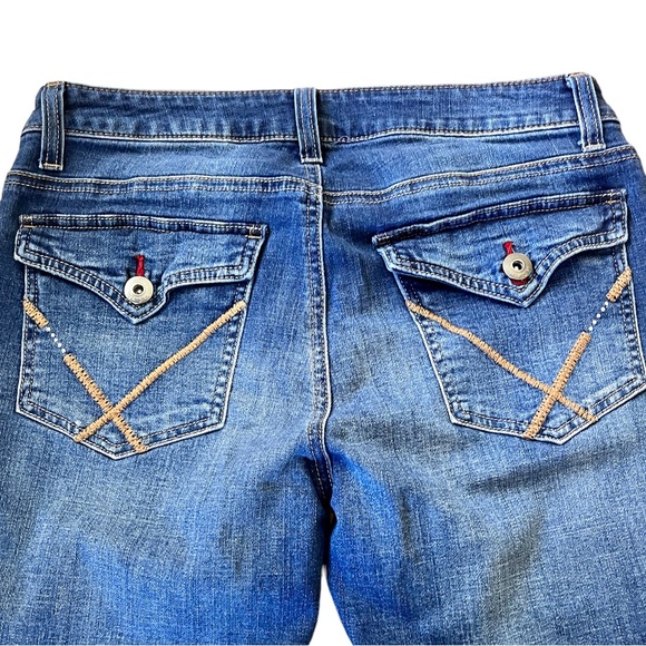 Wranglers Mid Rise Jeans - Picture 5 of 9